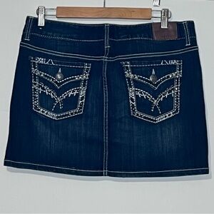 Maurices Embellished Pocket Distressed Denim Mini Skirt Size 11/12 Concert